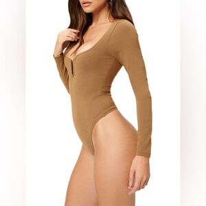 NWT 🆕 GOOD AMERICAN U Ring Bodysuit Womens size Large (3)